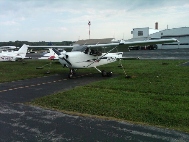 Cessna Skyhawk (N924LP)