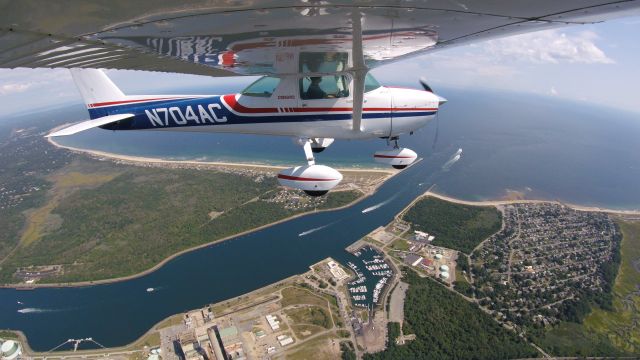 Cessna Commuter (N704AC) - Crossing the Cape Cod Canal.