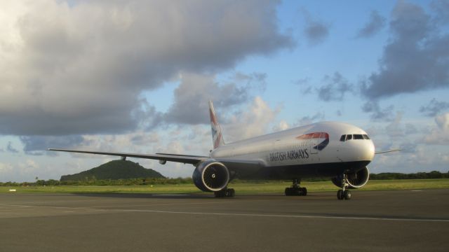 Boeing 777-200 (G-VIIY)