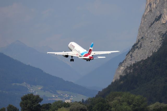 Airbus A319 (9H-EXT)