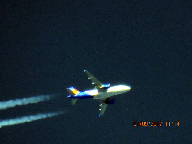 Airbus A319 (N306NV)