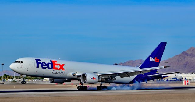 BOEING 767-300 (N102FE) - N102FE Federal Express (FedEx) 2013 Boeing 767-3S2F(ER) - cn 42707 / 1061 "Kara" - Las Vegas - McCarran International (LAS / KLAS)br /USA - Nevada, October 7, 2016br /Photo: Tomas Del Coro