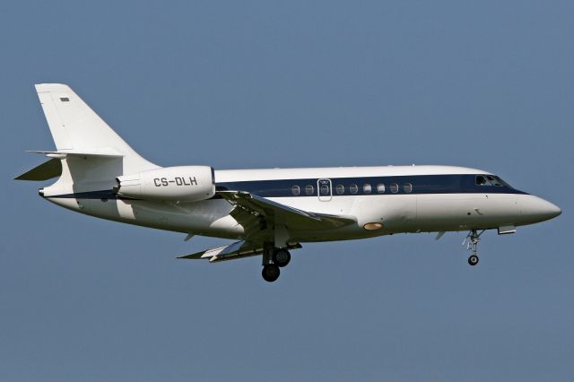 Dassault Falcon 2000 (CS-DLH)