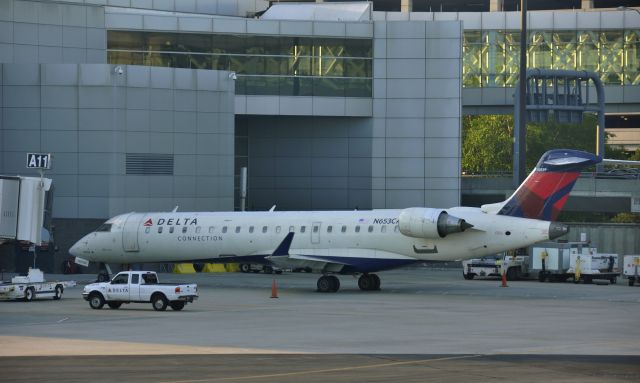 Canadair Regional Jet CRJ-700 (N653CA) - Delta Bombardier CRJ-701ER N653CA in Boston