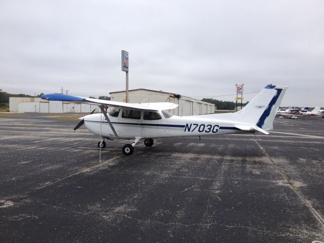 Cessna Skyhawk (N703G)