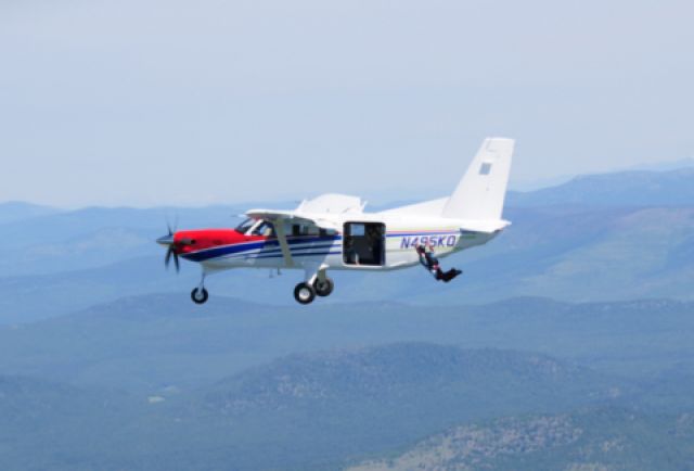 Quest Kodiak (N495KQ) - Jump operations at Skydive Lost Prarie, Marion Mt.