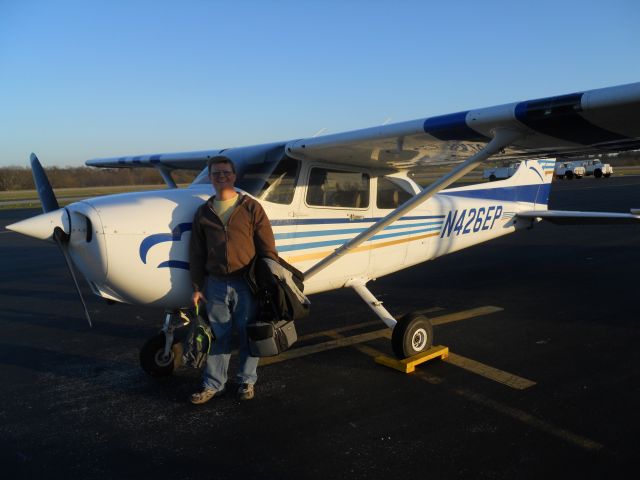 Cessna Skyhawk (N426EP) - Just got back from passing my check ride.