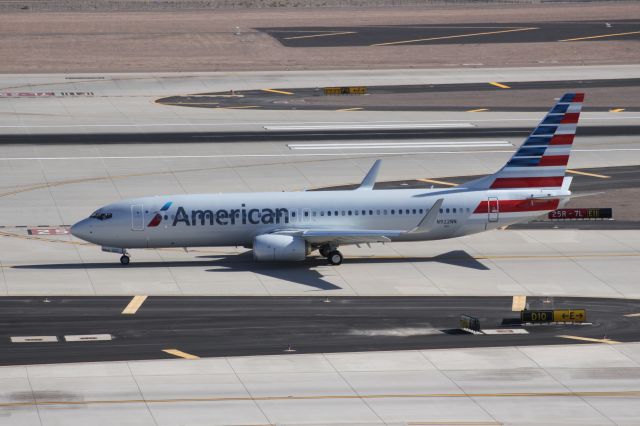 Boeing 737-800 (N922NN)