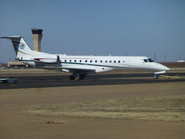 Embraer ERJ-145 (N926FM)