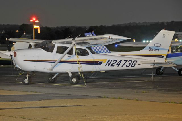 Cessna Skylane (N2743G) - Seen at KFDK on 5/7/2009.