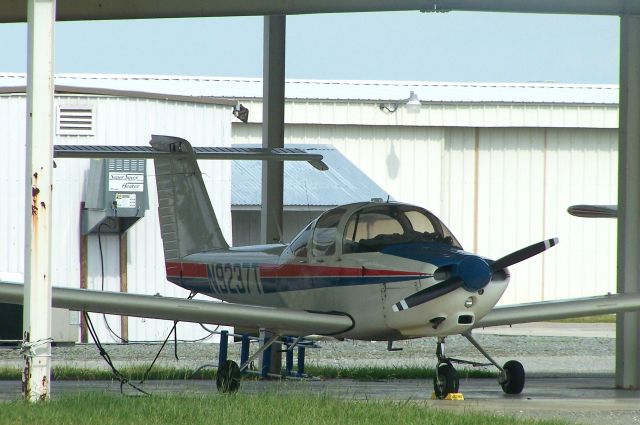 Piper Tomahawk (N9237T)