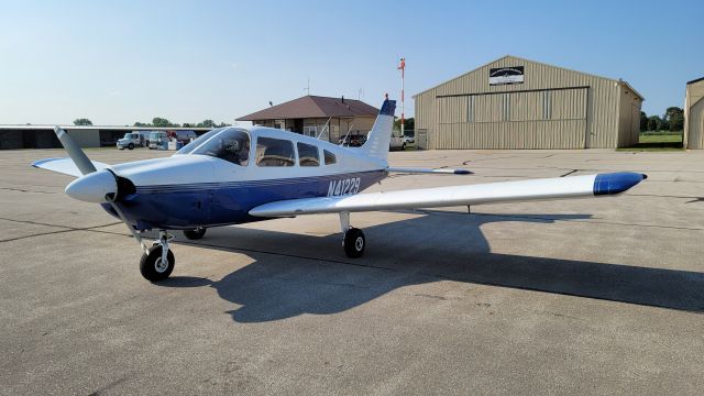 Piper Cherokee (N41229)