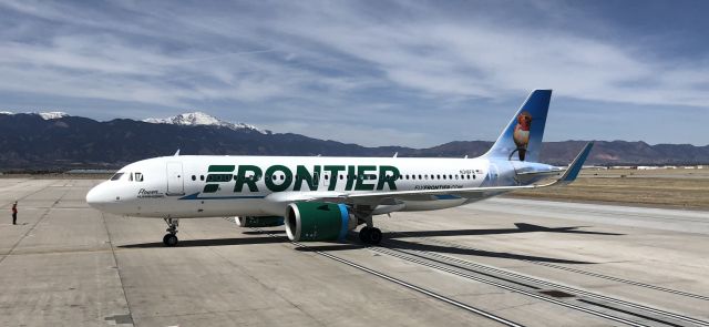 Airbus A320 (N318FR) - from ramp with Pikes Peak in the background