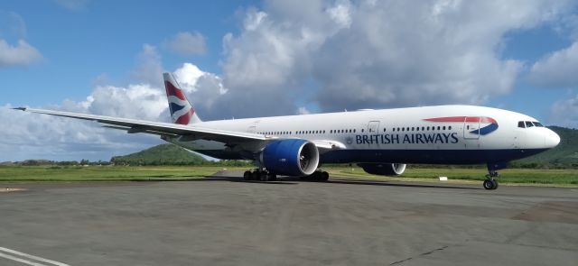 Boeing 777-200 (G-VIIO)