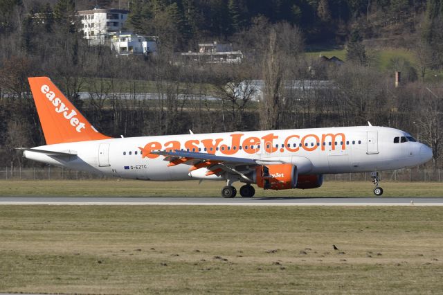 Airbus A320 (G-EZTC)