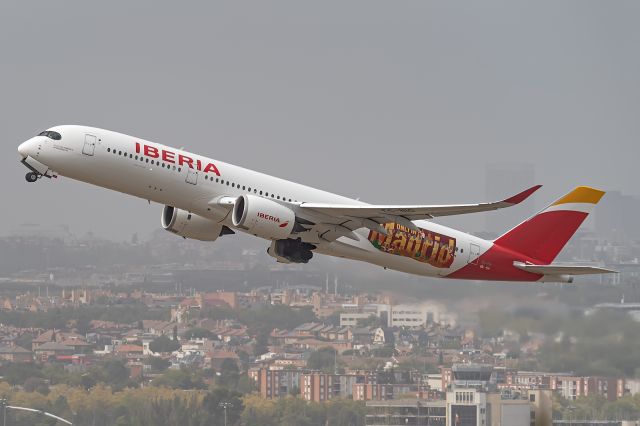 Airbus A350-900 (EC-NIG)