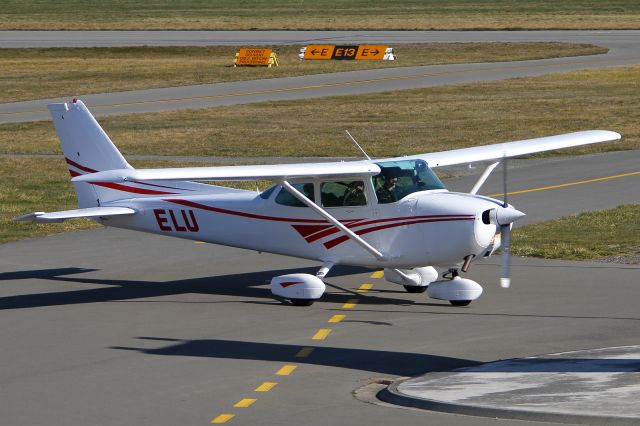 Cessna Skyhawk (ZK-ELU)