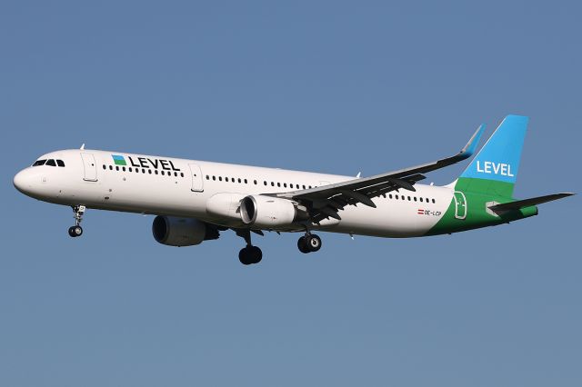 Airbus A321 (OE-LCP)