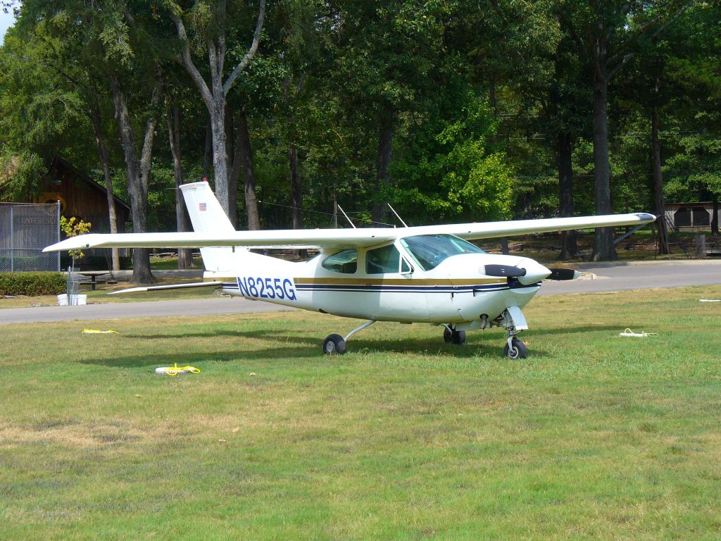 Cessna Cardinal (N8255G) - N8255G, 1971 C177 RG. At Gaston Trout Resort, White River Arkansas. August 19, 2007.