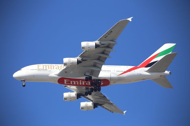 Airbus A380-800 (A6-EVM)