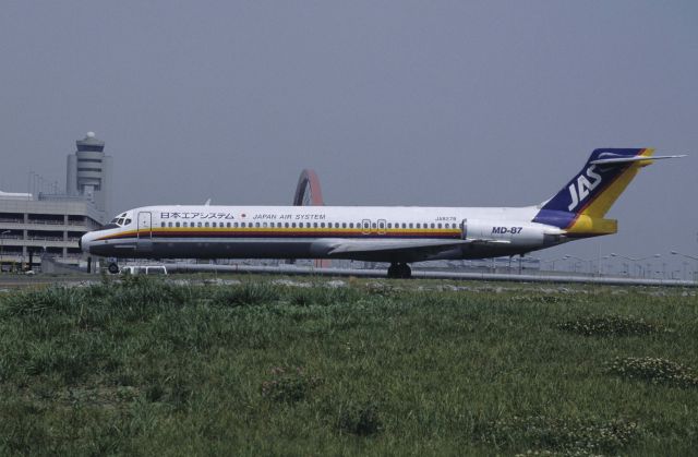 McDonnell Douglas MD-87 (JA8278) - Taxing at Tokyo-Haneda Intl Airport on 1998/07/14