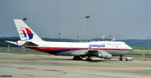 Boeing 747-400 (9M-MPP) - 2013 - One of Malaysia last B-747