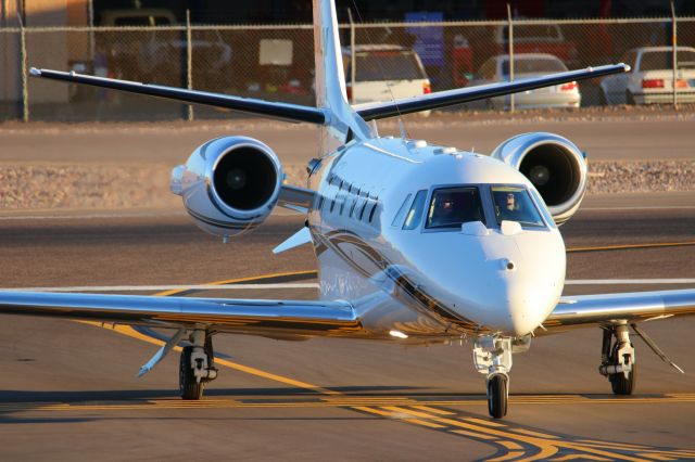 Cessna Citation Excel/XLS (N400LV)