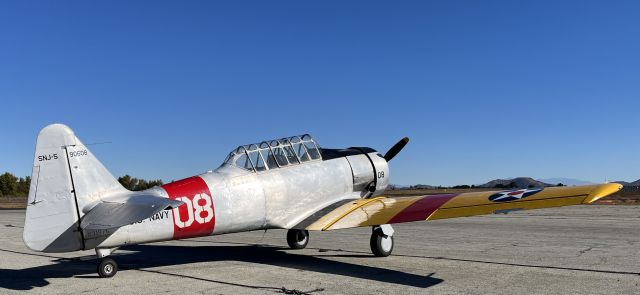 North American T-6 Texan (N3197G)