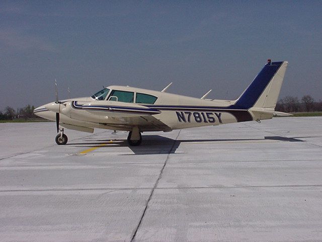 Piper PA-30 Twin Comanche (N7815Y)