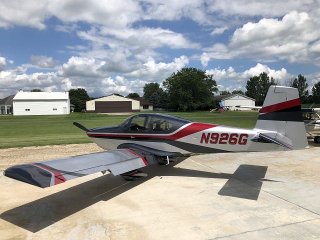 Vans RV-10 (N926G) - Fresh paint job!