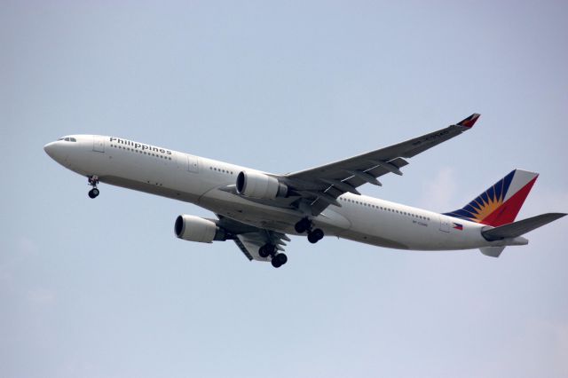 Airbus A330-300 (RP-C3340)