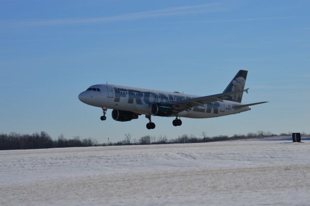 Airbus A320 (N206FR) - Preparing for touchdown on 06L.