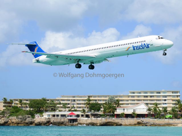 McDonnell Douglas MD-80 (PJ-MDF)