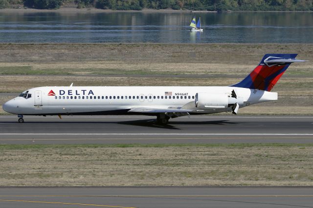 Boeing 717-200 (N946AT)