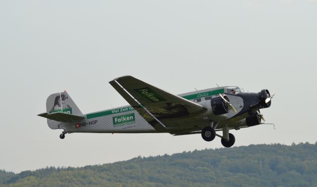 JUNKERS Ju-52/3m (HB-HOP)