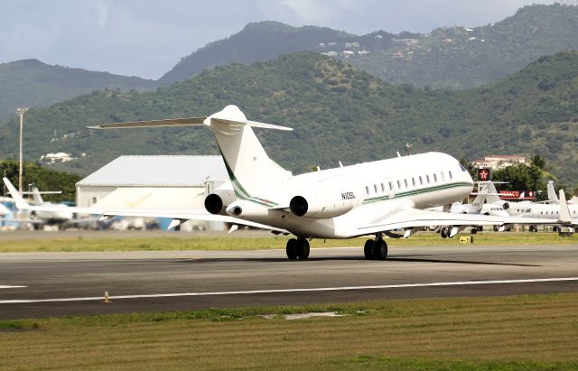 Bombardier Global 5000 (N10SL)