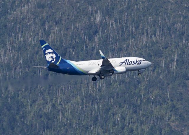Boeing 737-700 (N625AS)