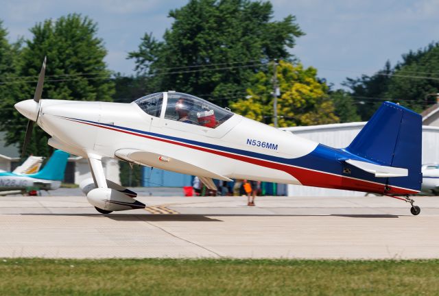 Beechcraft 1900 (N536MM)