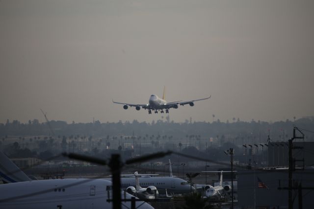 Boeing 747-400 (N451PA)