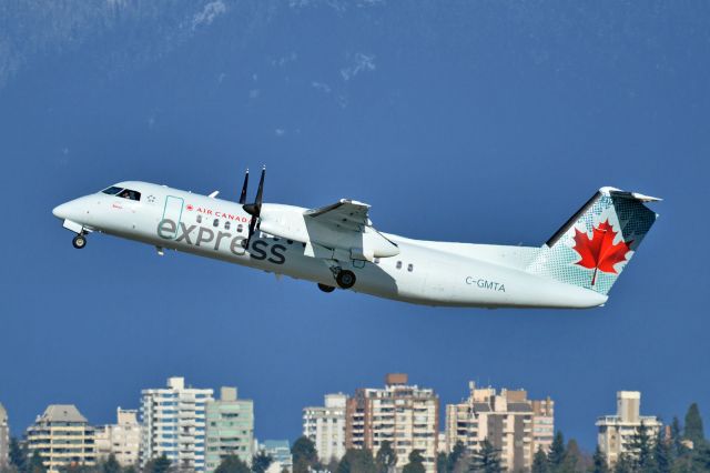 de Havilland Dash 8-300 (C-GMTA)