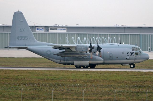 Lockheed C-130 Hercules (16-4995)