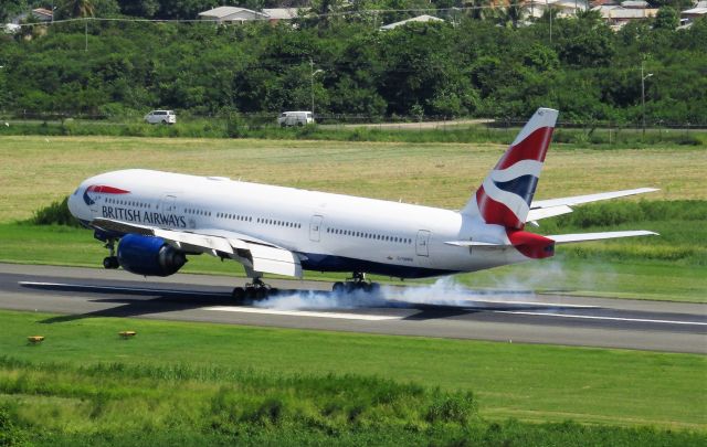 Boeing 777-200 (G-YMMD)