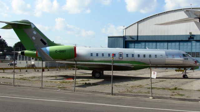Piper PA-44 Seminole (C-GISY) - preparation for painting at Bombardier Paintshop