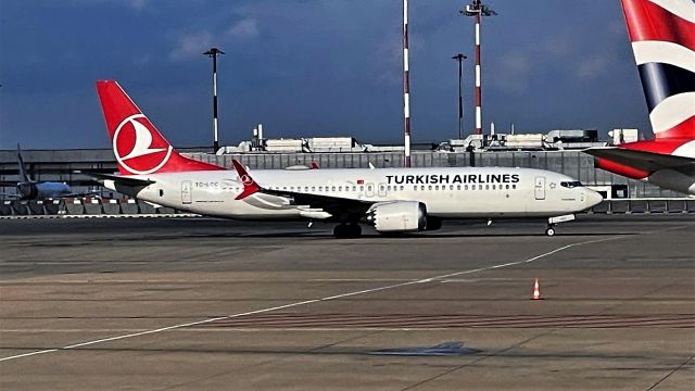 Boeing 737 MAX 8 (TC-LCC) - Arriving from IST as TK1365