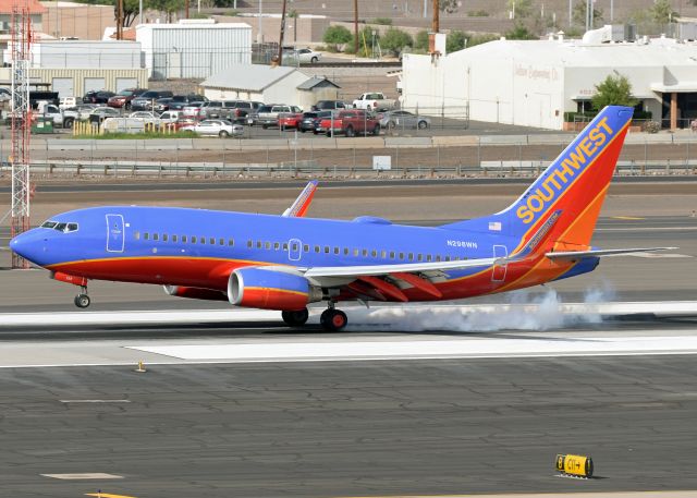 Boeing 737-700 (N298WN)