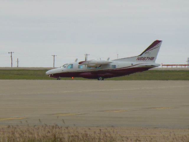 Mitsubishi MU-2 (N687HB)