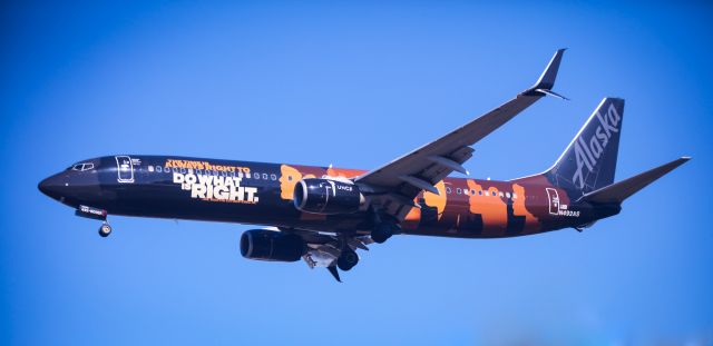 Boeing 737-900 (N492AS) - 7-4-2024