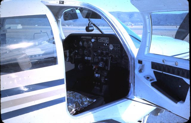 Mooney M-20J (N4394H) - 1978 Mooney