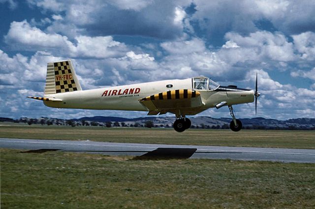 SARGENT-FLETCHER FU-24 (VH-FBC) - Fletcher FU-24 crop duster, Wagga-Wagga (YSWG) November 1960.