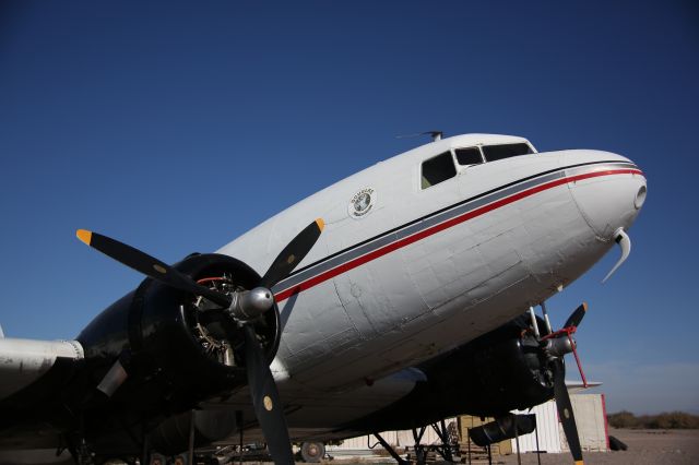 Douglas DC-3 (N86584)